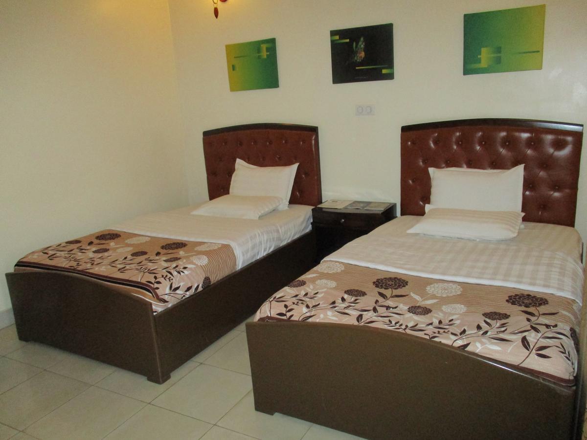 Amaris Hotel Kigali Exterior photo